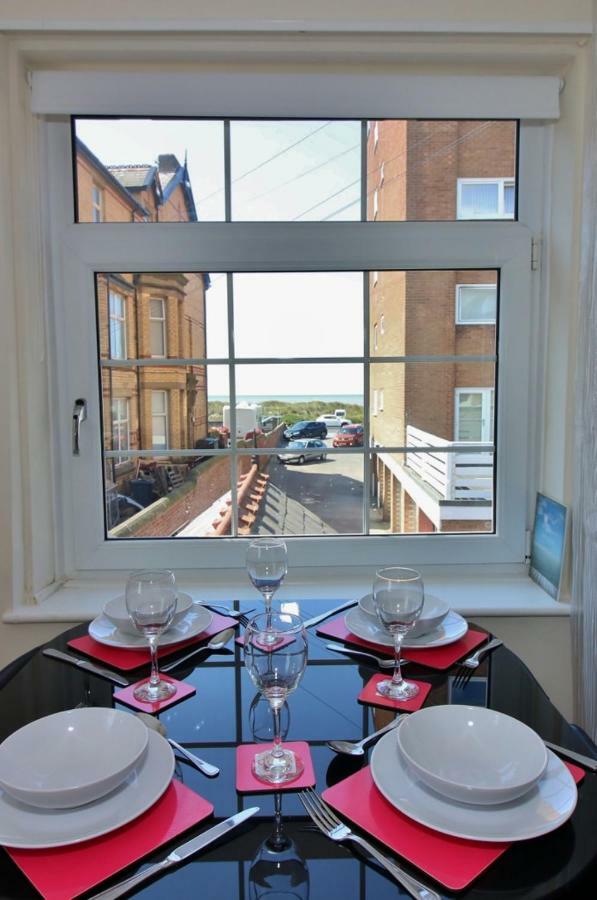 The Coach House Apartment Lytham St Annes Esterno foto