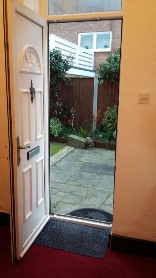 The Coach House Apartment Lytham St Annes Esterno foto